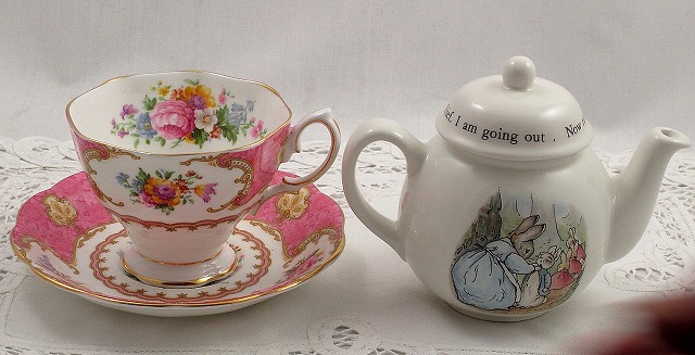 ヴィンテージ ウェッジウッド ピーターラビット チルドレン ティーセット